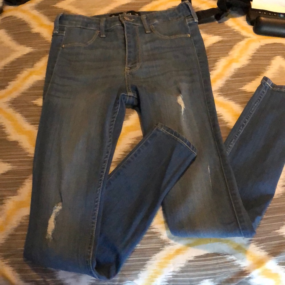Hollister jeans